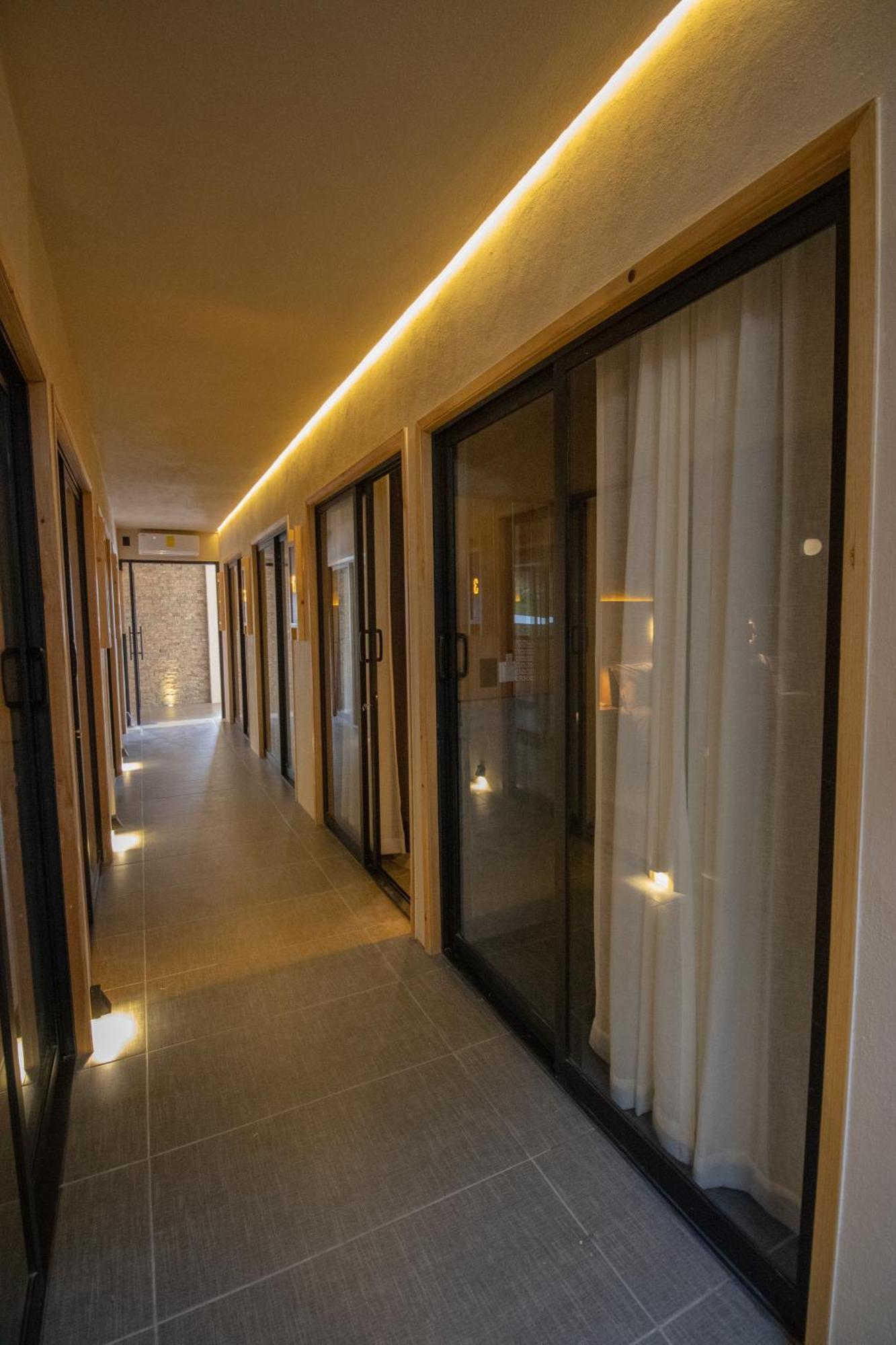 Hotel Aeropuerto Tuxtla Gutierrez Ernesto Garcia Киапа де Корсо Екстериор снимка